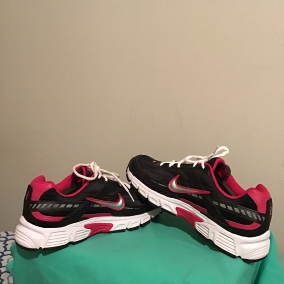 😎Nike’s size 9.5, new condition, runners, see photos, pre-owned, clean - Picture 3 of 6